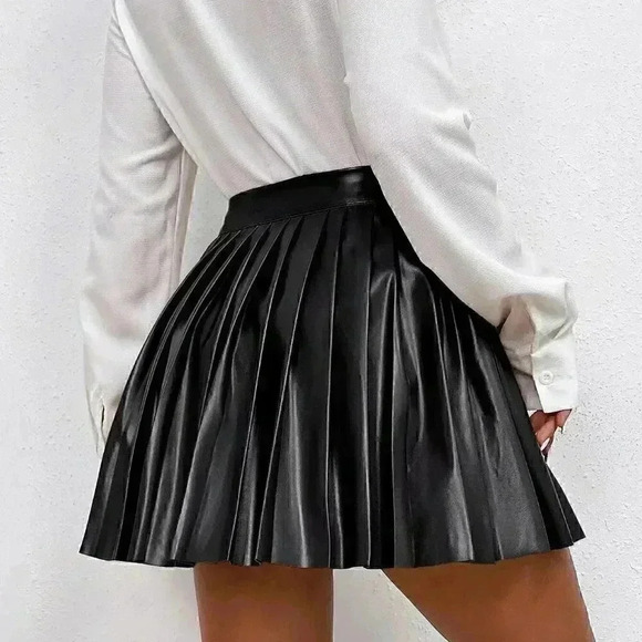 Black Preppy Womens High Waist Metallic Pleated Skirt - Picture 2 of 5